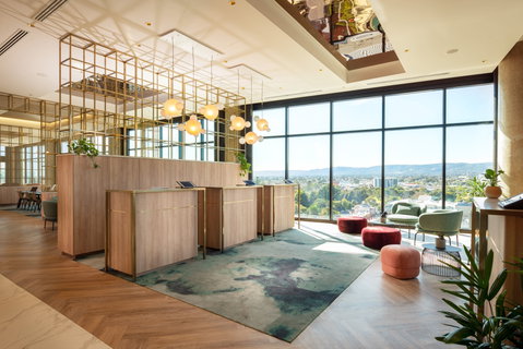 Crowne Plaza Adelaide - Palm Beach Accommodation 2