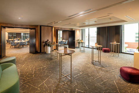 Crowne Plaza Adelaide - Palm Beach Accommodation 7