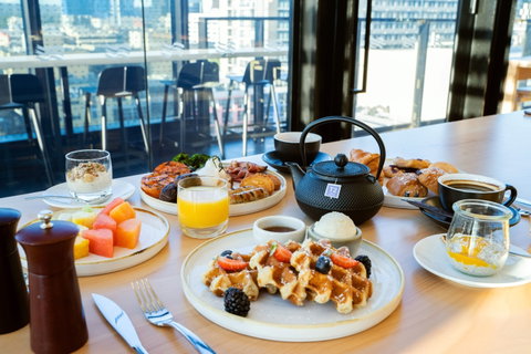 Crowne Plaza Adelaide - Palm Beach Accommodation 9