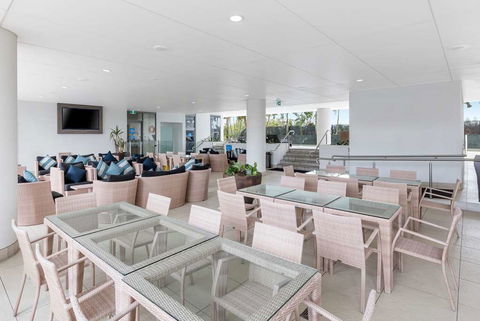 Wyndham Surfers Paradise Resort - Palm Beach Accommodation 13