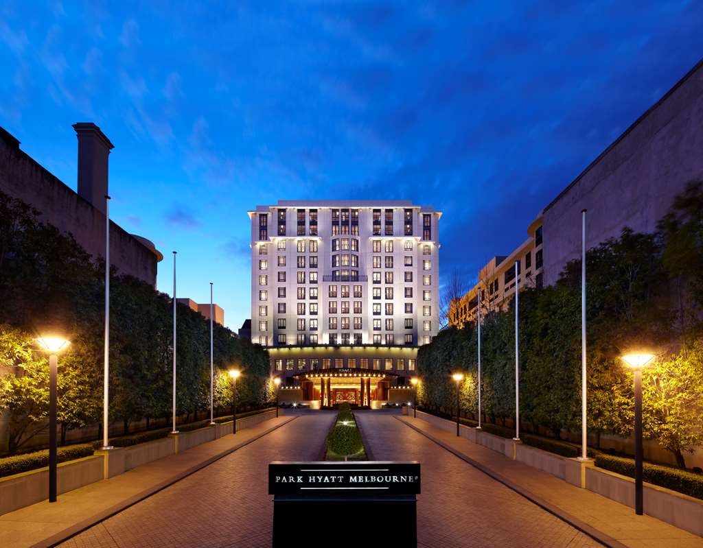 East Melbourne VIC Palm Beach Accommodation
