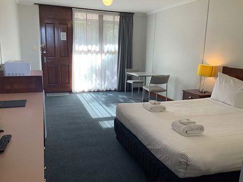 The Lightkeepers Inn - Palm Beach Accommodation 0