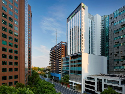 Holiday Inn Express Melbourne Southbank - Palm Beach Accommodation 0