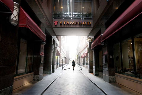 Stamford Plaza Melbourne - Palm Beach Accommodation 1