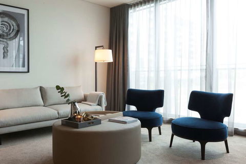 Skye Suites Green Square - Palm Beach Accommodation 10