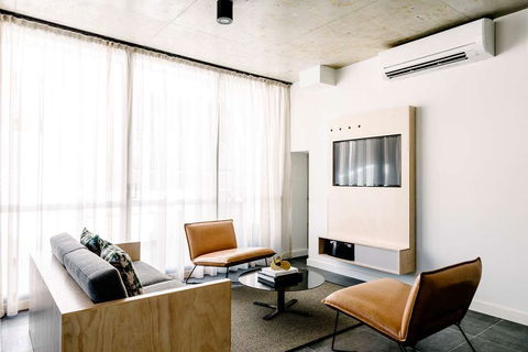 Veriu Broadway - Palm Beach Accommodation 14