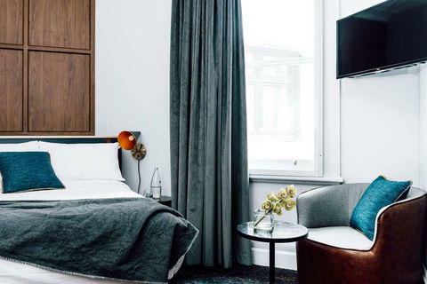 Veriu Central - Palm Beach Accommodation 7