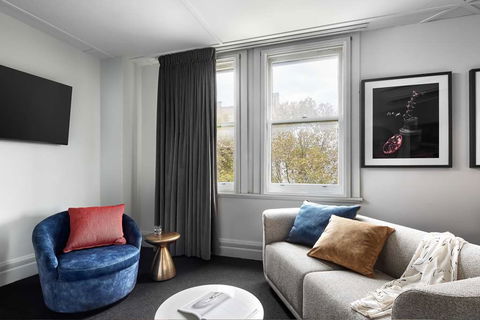 Veriu Central - Palm Beach Accommodation 11