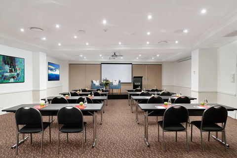 Rydges Camperdown - Palm Beach Accommodation 9