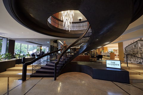 Pullman Melbourne On The Park - Palm Beach Accommodation 1