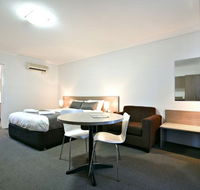 The Aberdeen Motel - Palm Beach Accommodation