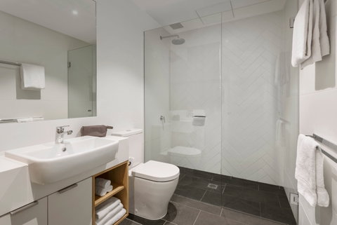 Quest Preston - Palm Beach Accommodation 2