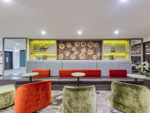 Mercure Penrith - Palm Beach Accommodation 1