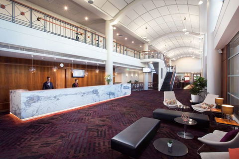 Rydges Parramatta - Palm Beach Accommodation 1