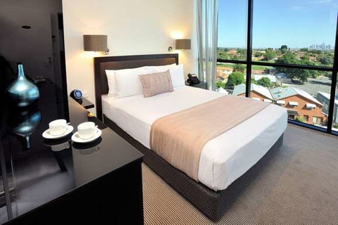 Together Co Living - Palm Beach Accommodation 1
