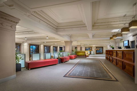 Batman's Hill on Collins - Palm Beach Accommodation 1