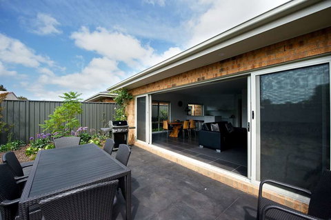 Mansi on Raymond - Palm Beach Accommodation 2