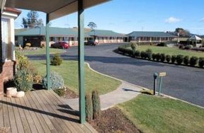 Kentish Hills Retreat - Palm Beach Accommodation 0