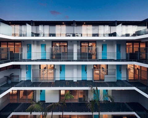Veriu Camperdown - Palm Beach Accommodation 2