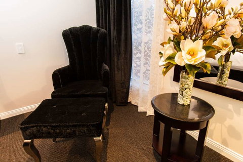International Hotel Wagga Wagga - Palm Beach Accommodation 0