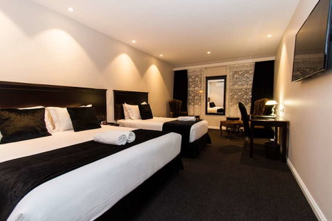International Hotel Wagga Wagga - Palm Beach Accommodation 2