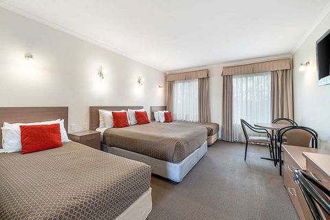 Comfort Inn Heritage Wagga - Palm Beach Accommodation 1