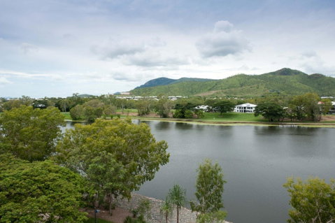 Itara & Jacana Apartments - Palm Beach Accommodation 4