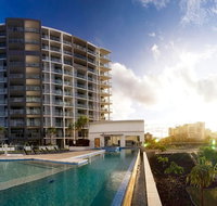 Oaks Gateway On Palmer - Palm Beach Accommodation
