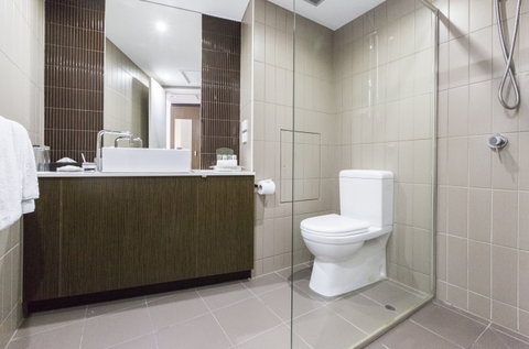Hotel Grand Chancellor Townsville - Palm Beach Accommodation 2