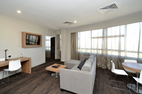 Hotel Grand Chancellor Townsville - Palm Beach Accommodation 13