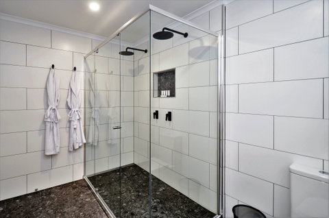 Hotel Grand Chancellor Townsville - Palm Beach Accommodation 14