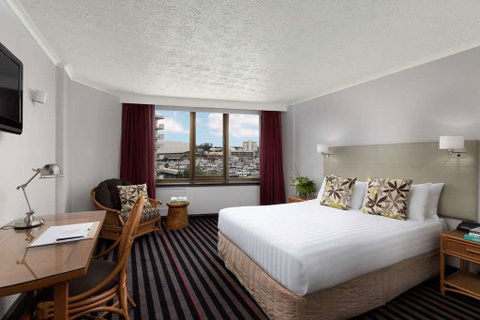 Rydges Southbank Townsville - Palm Beach Accommodation 2