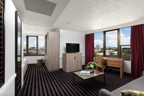 Rydges Southbank Townsville - Palm Beach Accommodation 14