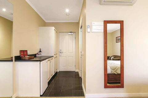 Lake Inn Ballarat - Palm Beach Accommodation 6