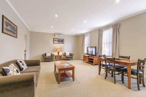Lake Inn Ballarat - Palm Beach Accommodation 11