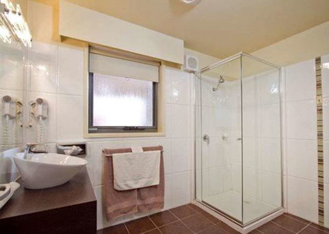 Comfort Inn & Suites City Views - Palm Beach Accommodation 5