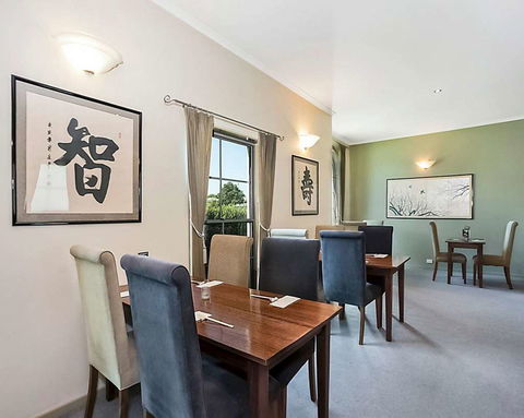 Quality Inn & Suites Menzies - Palm Beach Accommodation 11