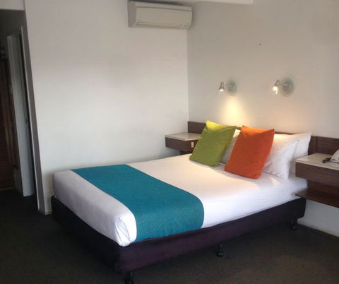 Mid City Hotel Ballart - Palm Beach Accommodation 3