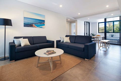 Veriu Camperdown - Palm Beach Accommodation 12