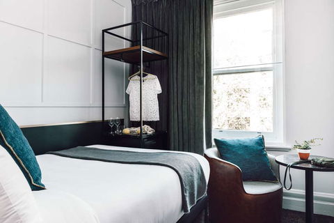 Veriu Central - Palm Beach Accommodation 6