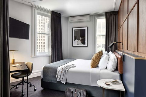 Veriu Central - Palm Beach Accommodation 10