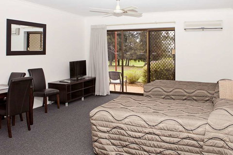 Comfort Inn & Suites Riverland - Palm Beach Accommodation 3