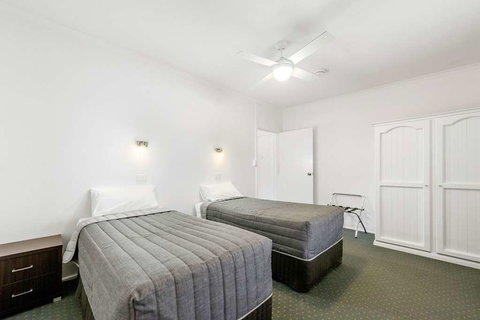 Comfort Inn & Suites Riverland - Palm Beach Accommodation 8