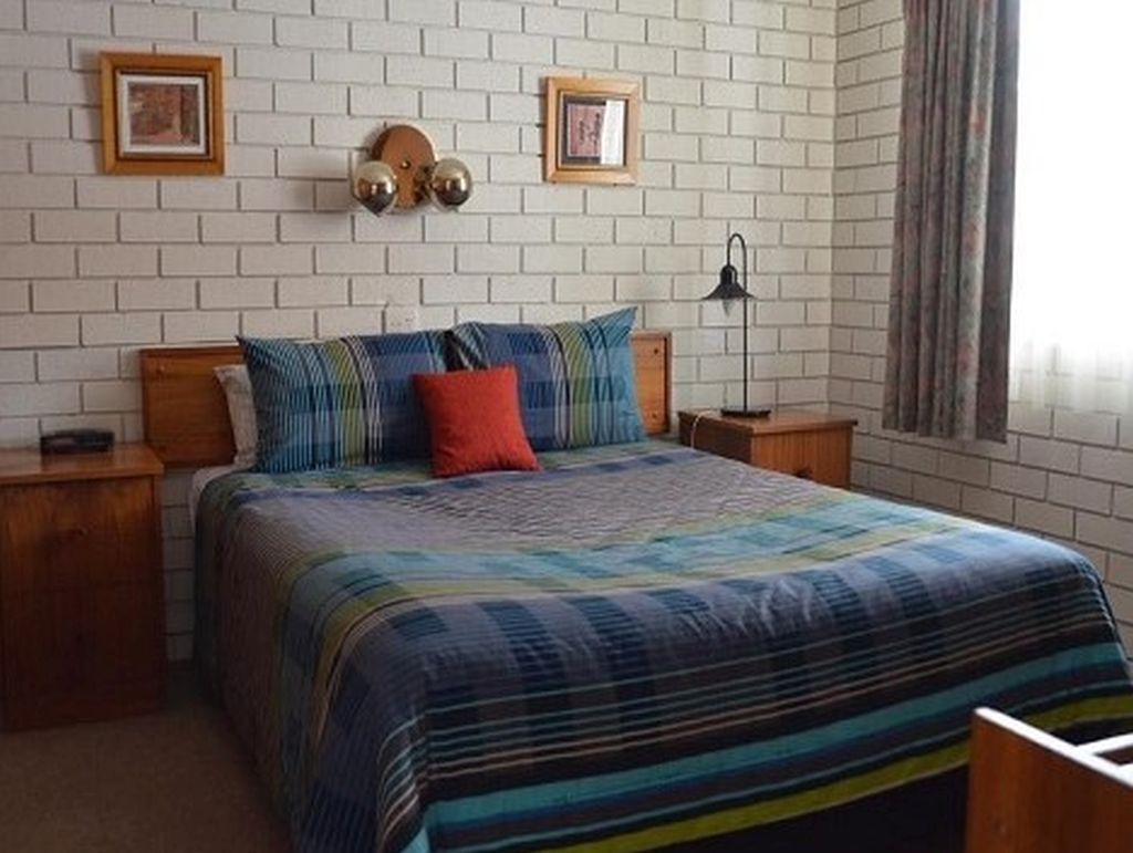 Tocumwal NSW Palm Beach Accommodation