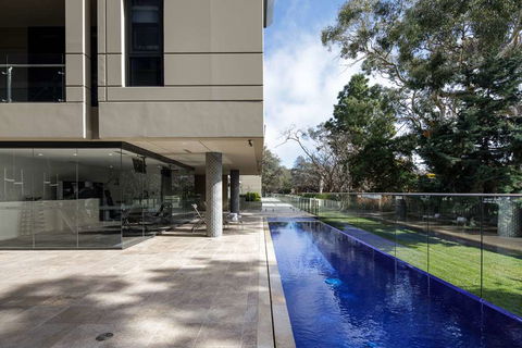 Knightsbridge Canberra - Palm Beach Accommodation 12