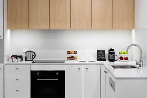 Knightsbridge Canberra - Palm Beach Accommodation 15