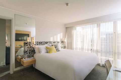 QT Canberra - Palm Beach Accommodation 16