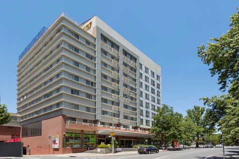 Nesuto Canberra Apartment Hotel - Palm Beach Accommodation 0