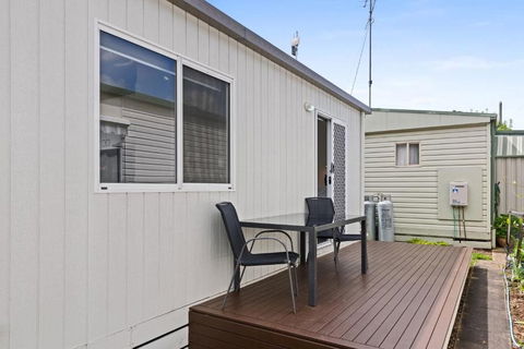 Discovery Parks Geelong - Palm Beach Accommodation 3
