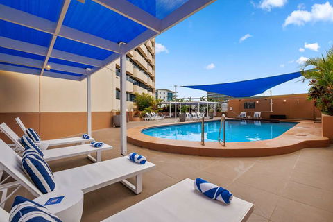 Hilton Darwin - Palm Beach Accommodation 9